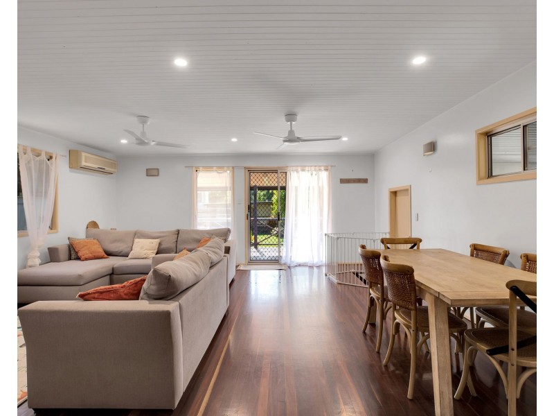 10 Downie Avenue, Bucasia QLD 4750