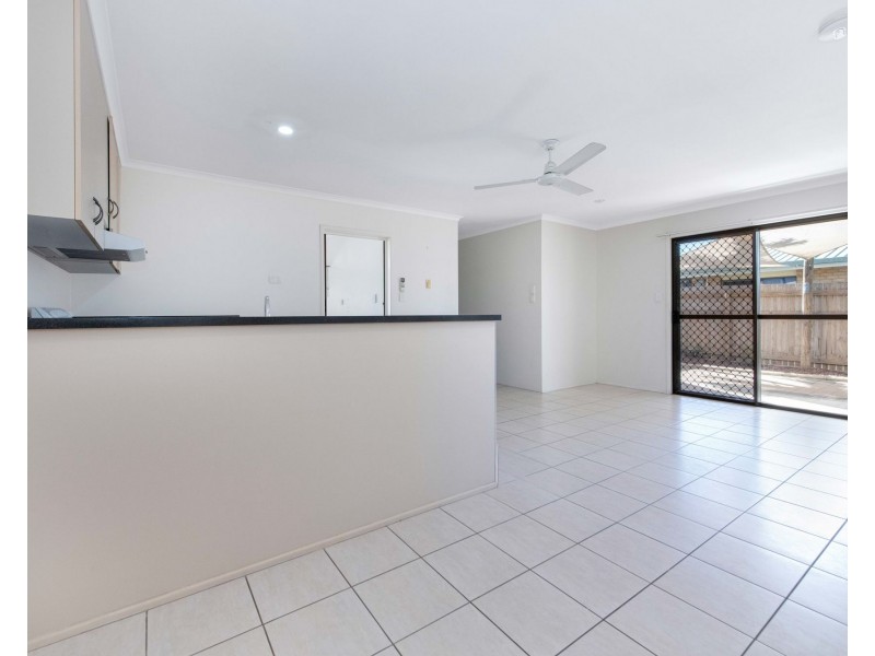 2/22A Harney Street, South Mackay QLD 4740