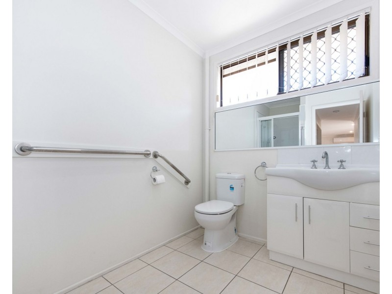 2/22A Harney Street, South Mackay QLD 4740