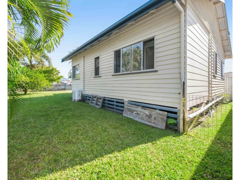 30 Mogford Street, West Mackay QLD 4740