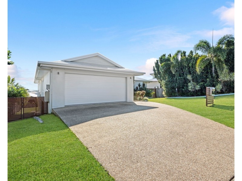 12 Douglas Crescent, Rural View QLD 4740