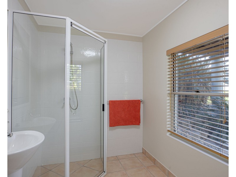17 Aprile Court, Dumbleton QLD 4740