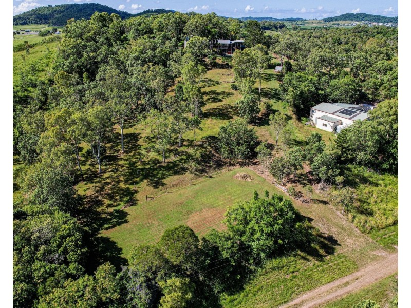 17 Aprile Court, Dumbleton QLD 4740