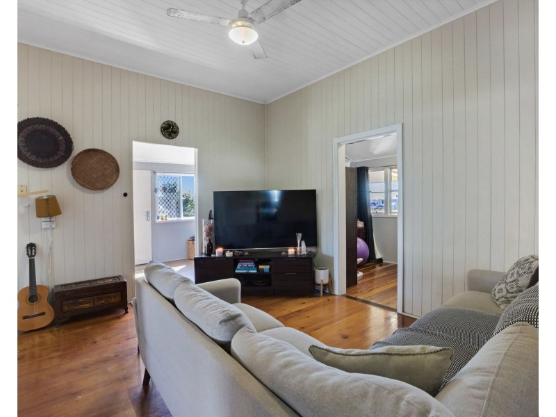 1 Stevenson Street, South Mackay QLD 4740
