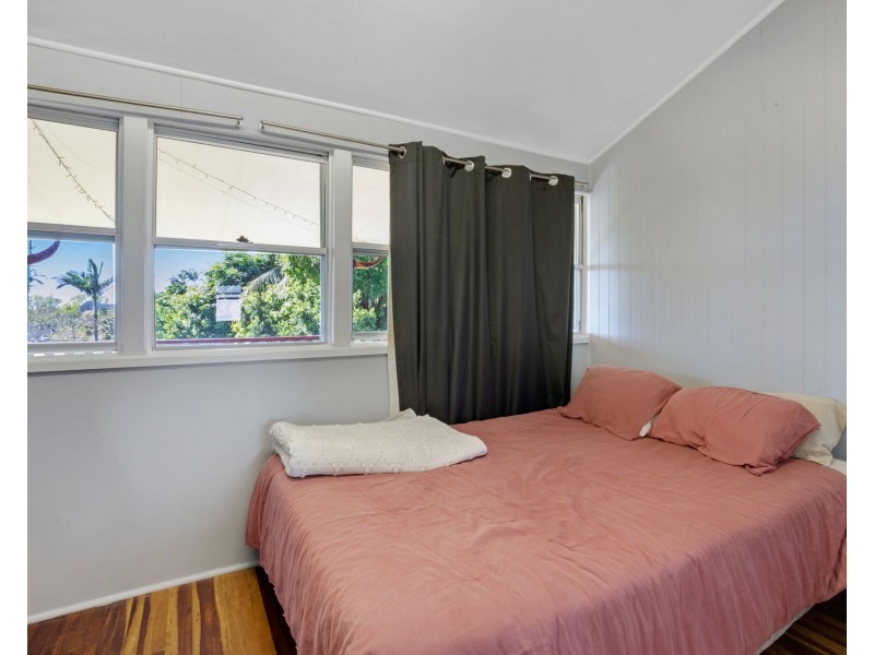 1 Stevenson Street, South Mackay QLD 4740