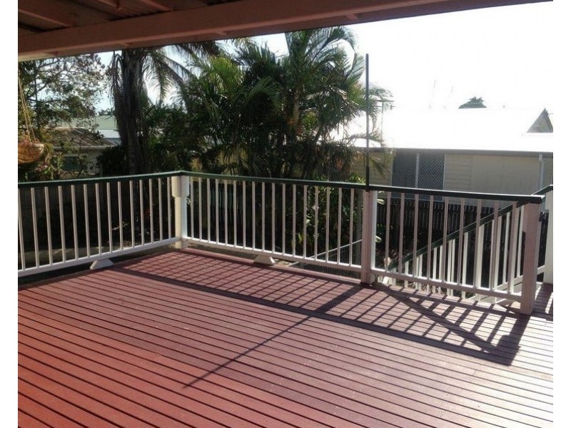 32 Holland St, West Mackay QLD 4740