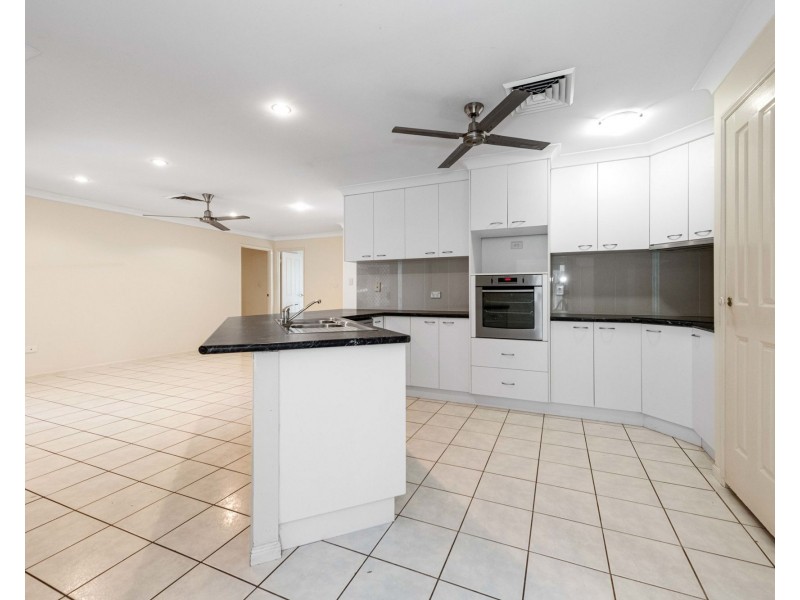 4 McAlary Drive, Eimeo QLD 4740