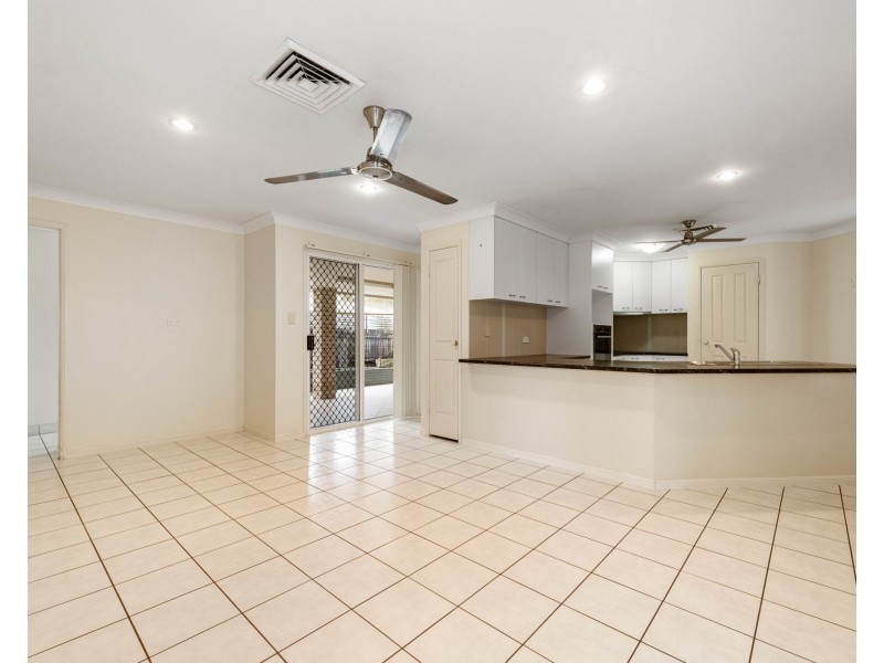 4 McAlary Drive, Eimeo QLD 4740