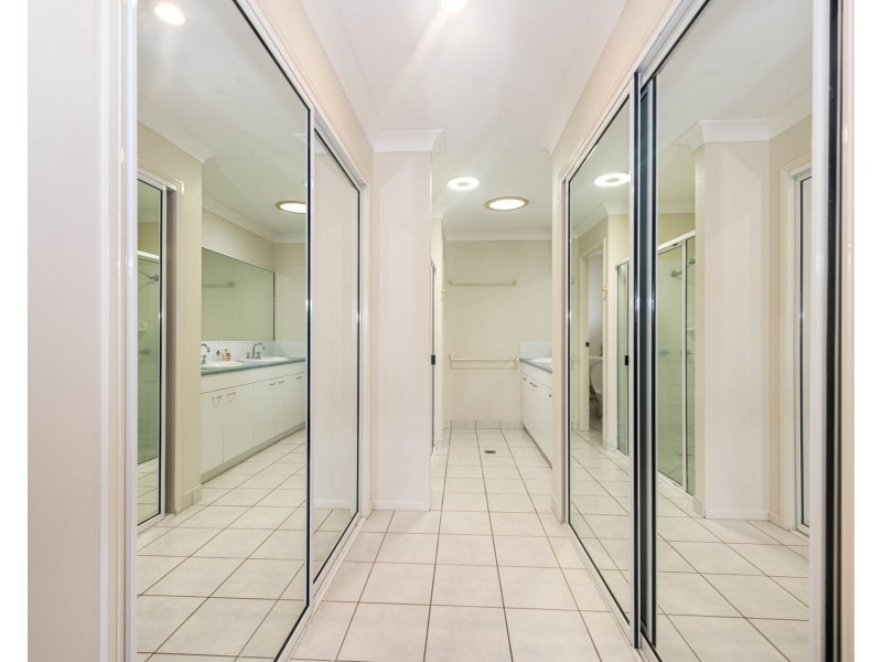 4 McAlary Drive, Eimeo QLD 4740