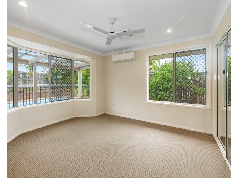 4 McAlary Drive, Eimeo QLD 4740