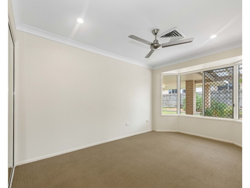4 McAlary Drive, Eimeo QLD 4740