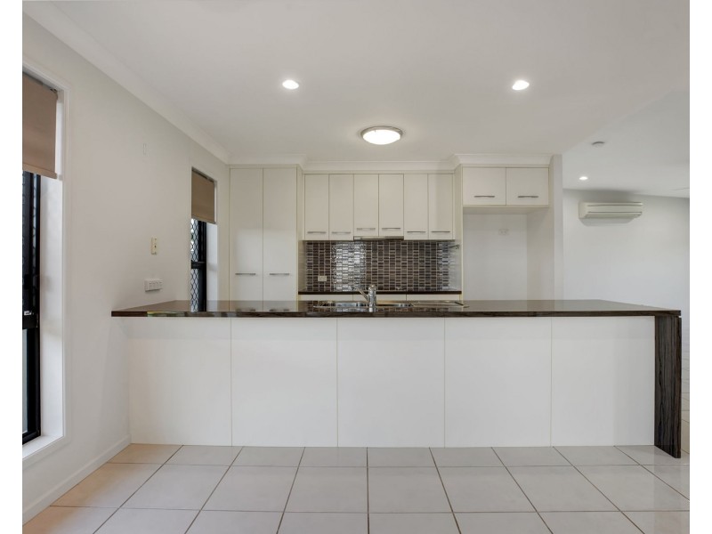 9 Sonoran Street, Rural View QLD 4740