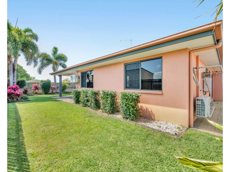2/8 Windsor Street, Glenella QLD 4740