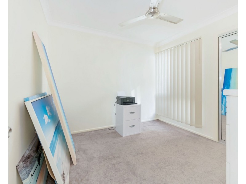 27 Village Circuit, Eimeo QLD 4740