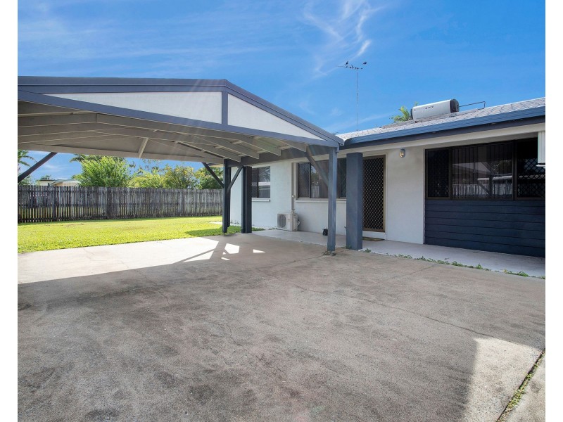 2/18 Clements Street, South Mackay QLD 4740