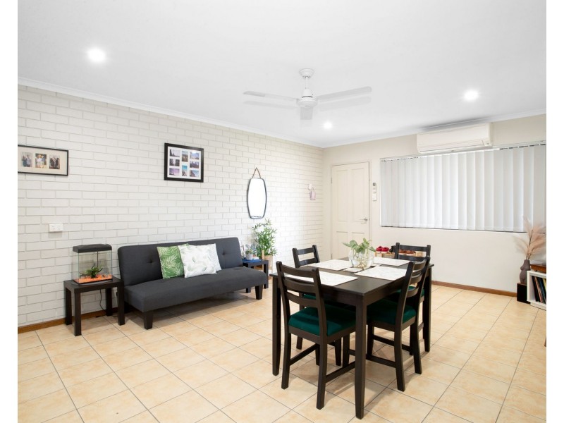2/18 Clements Street, South Mackay QLD 4740