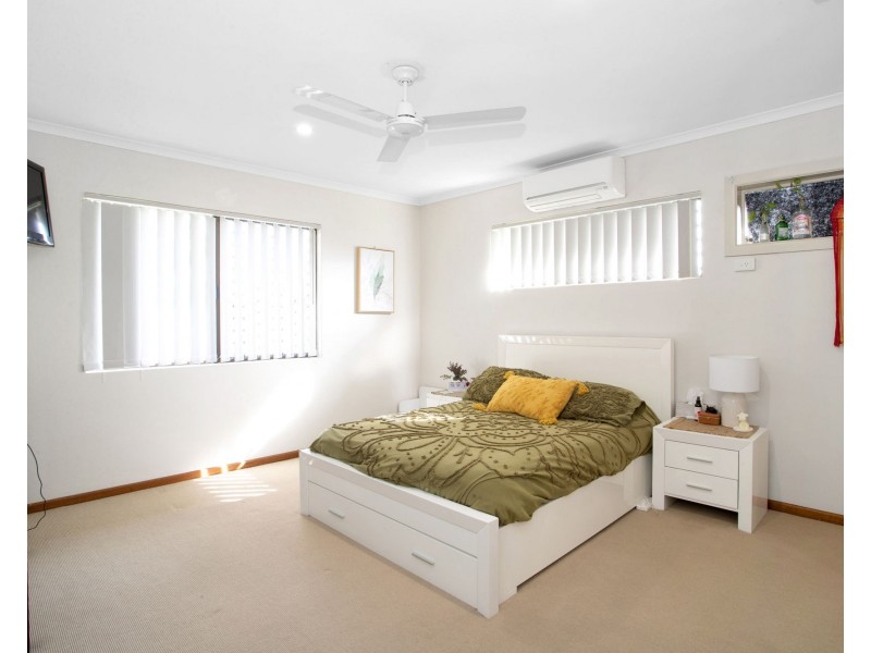 2/18 Clements Street, South Mackay QLD 4740