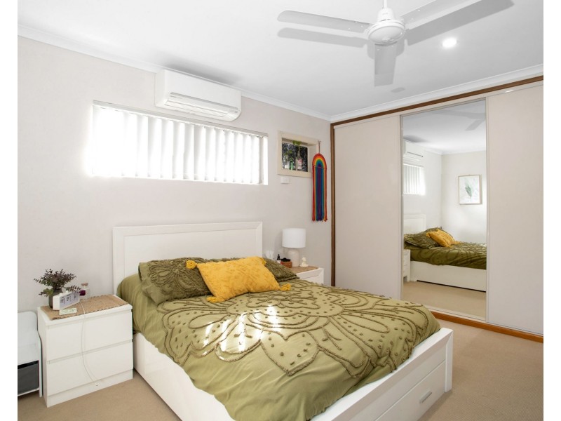 2/18 Clements Street, South Mackay QLD 4740