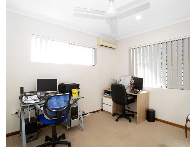 2/18 Clements Street, South Mackay QLD 4740