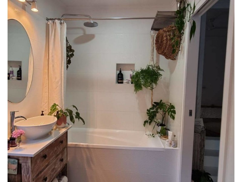 4 Eagle Street, Slade Point QLD 4740