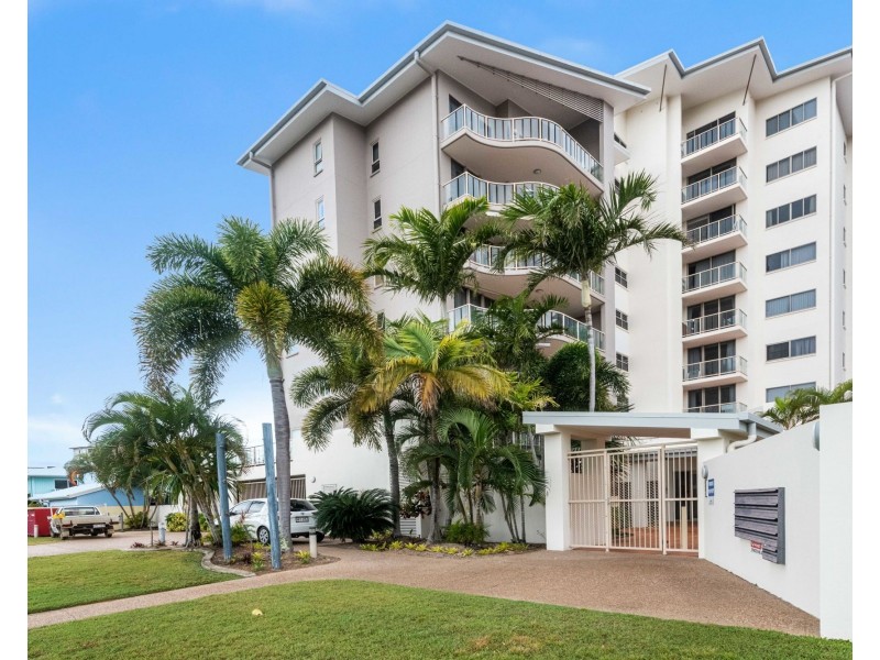 24/8 Southern Breakwater Access, Mackay Harbour QLD 4740