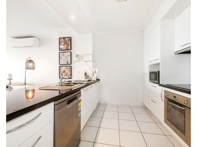 24/8 Southern Breakwater Access, Mackay Harbour QLD 4740