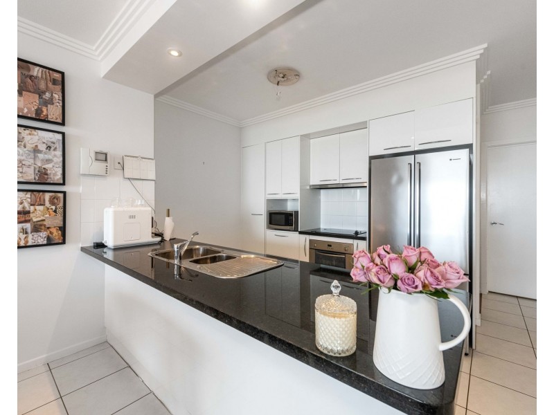 24/8 Southern Breakwater Access, Mackay Harbour QLD 4740