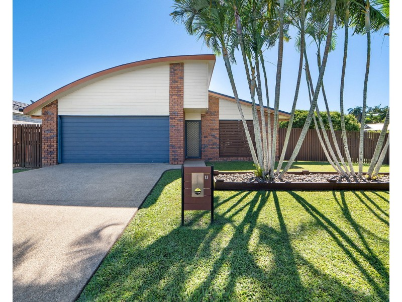 11 Sunseeker Court, Blacks Beach QLD 4740