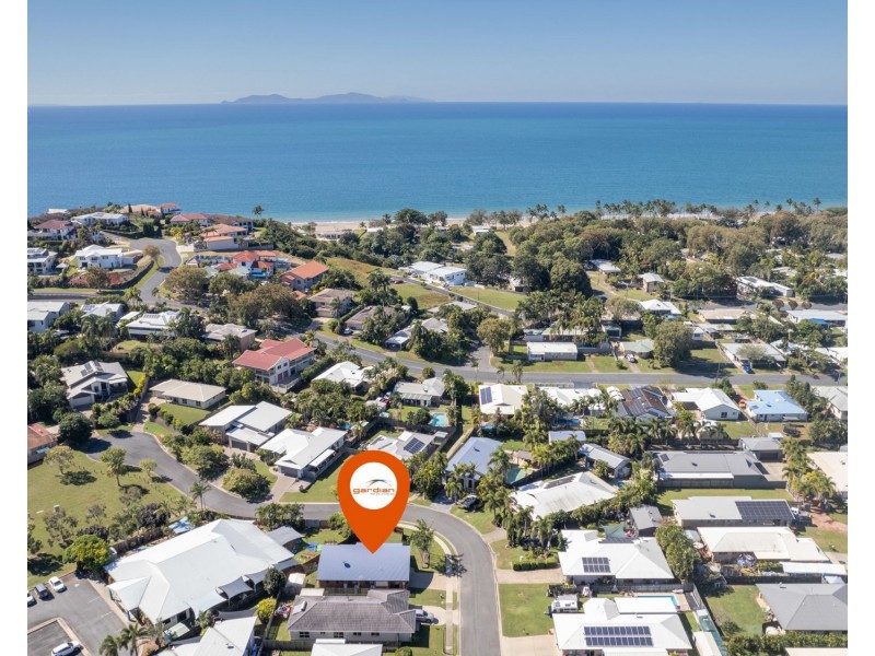 11 Sunseeker Court, Blacks Beach QLD 4740