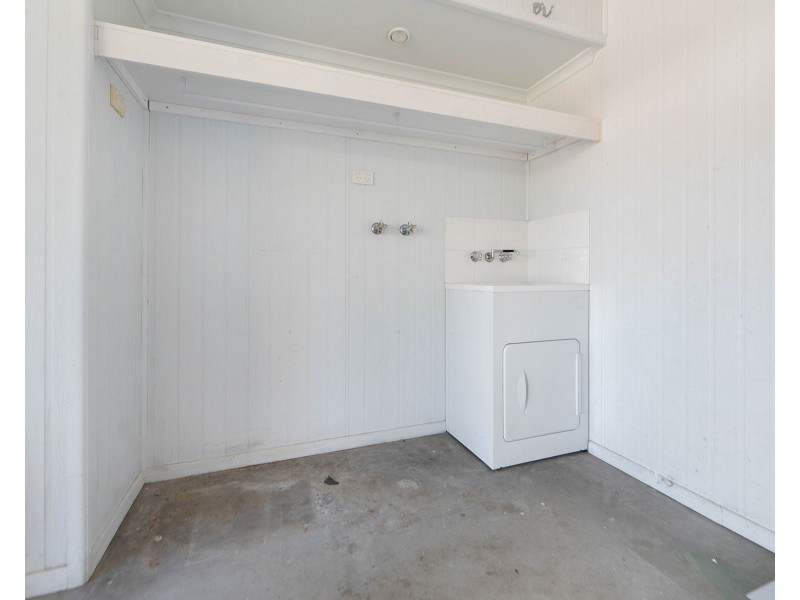 11 Sunseeker Court, Blacks Beach QLD 4740