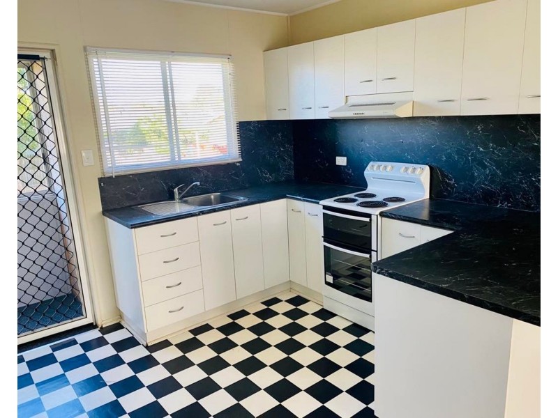 95 Scott Street, South Mackay QLD 4740