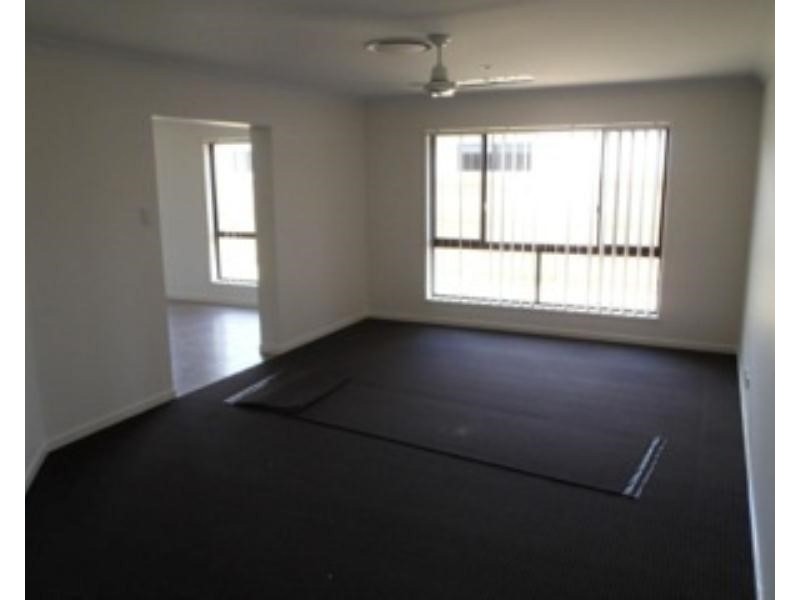 26 Dorothy Place, Mirani QLD 4754