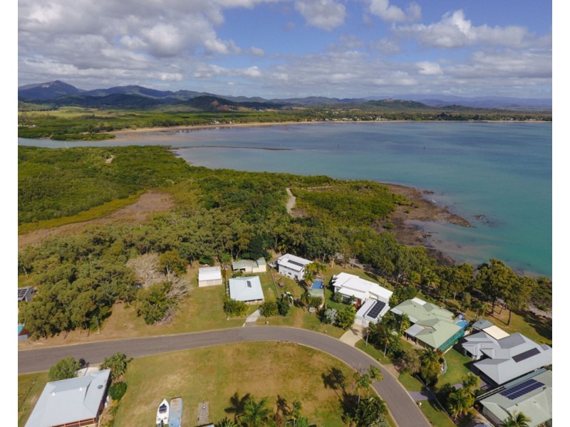 22 Blue Beach Boulevard, Haliday Bay QLD 4740