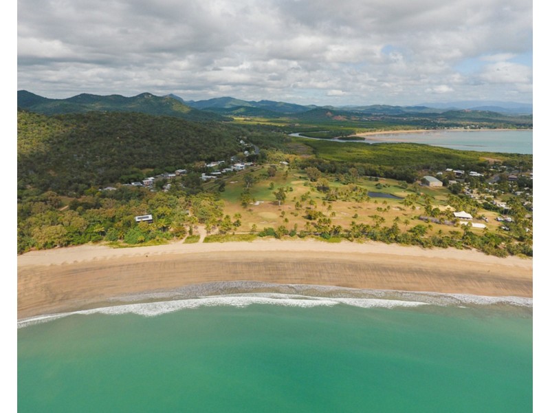 22 Blue Beach Boulevard, Haliday Bay QLD 4740
