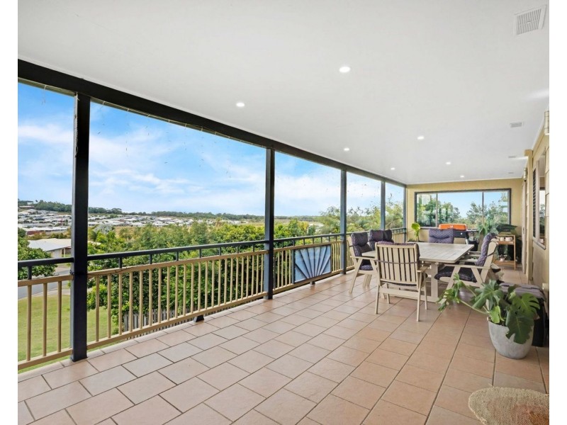 1 Arana Drive, Rural View QLD 4740