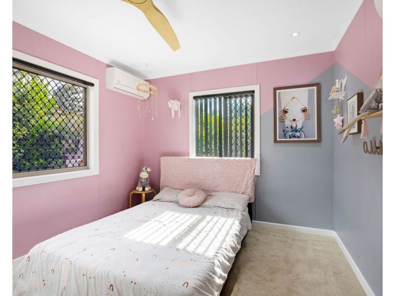 1 Arana Drive, Rural View QLD 4740