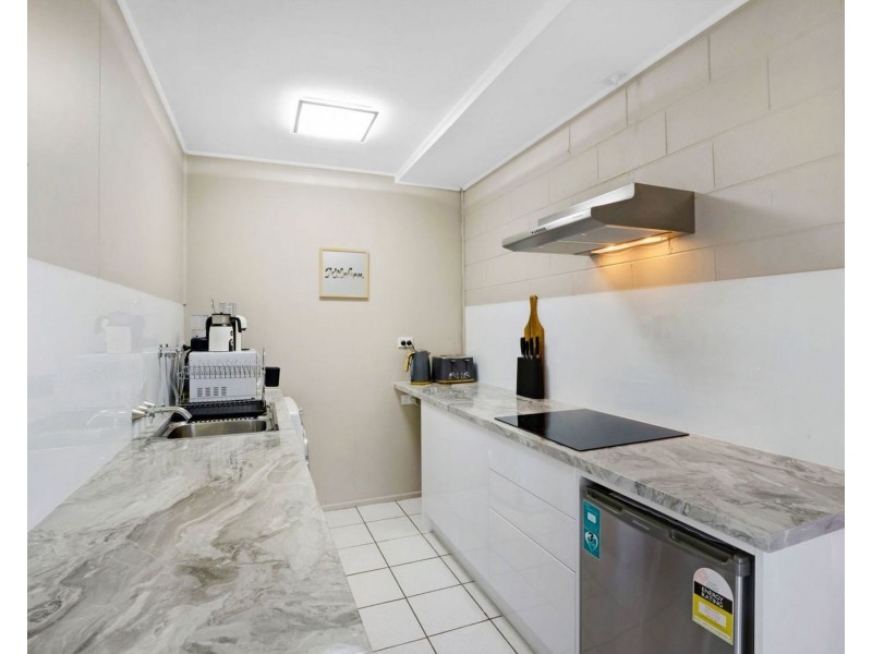 1 Arana Drive, Rural View QLD 4740