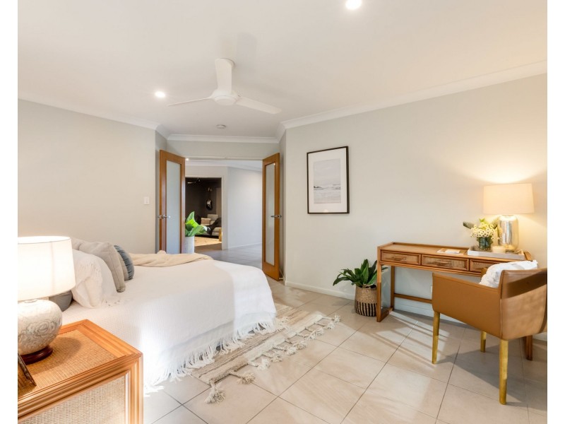 39 Canecutters Drive, Ooralea QLD 4740