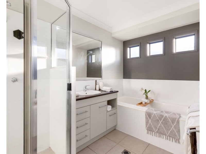 39 Canecutters Drive, Ooralea QLD 4740