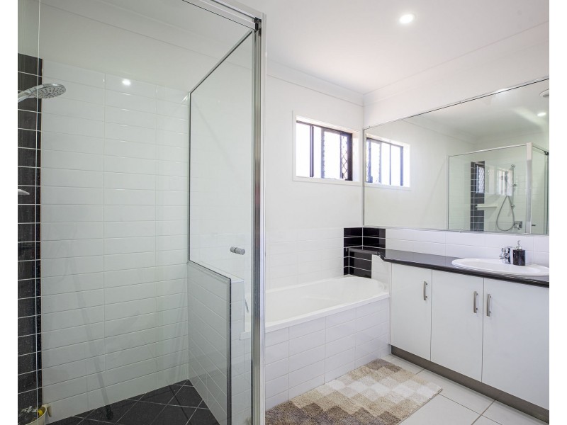 11 Banyan Street, Andergrove QLD 4740