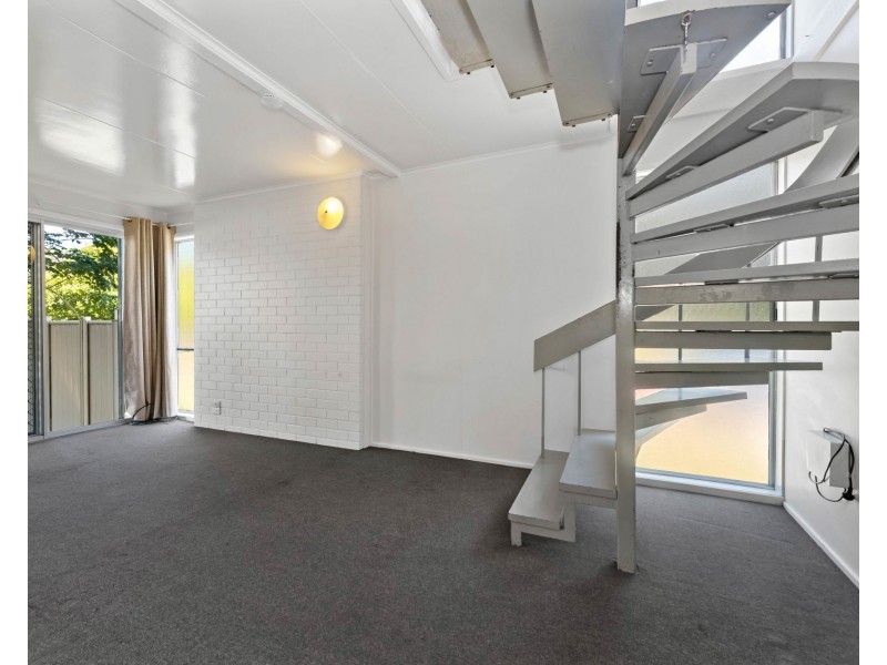 1/8 East Gordon Street, Mackay QLD 4740