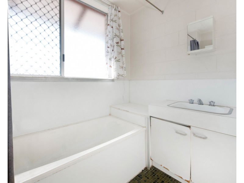1/8 East Gordon Street, Mackay QLD 4740