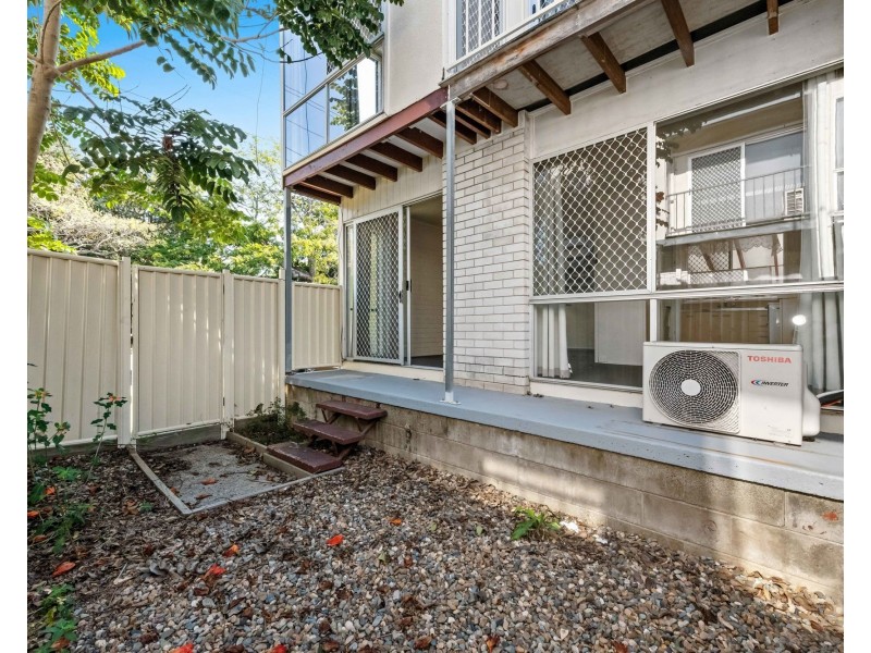 1/8 East Gordon Street, Mackay QLD 4740