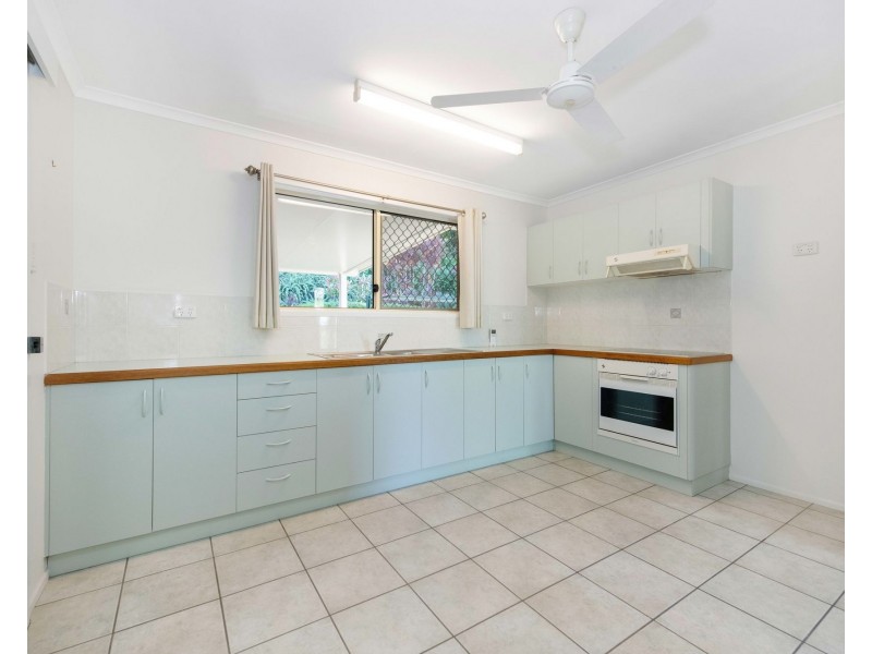 2/5 Clearvista Crescent, Mount Pleasant QLD 4740