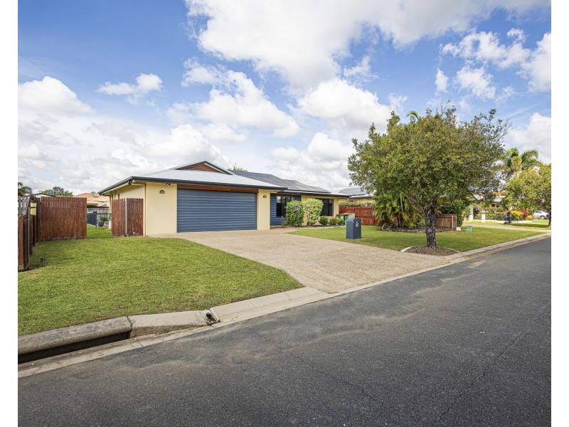 13 Romaine Court, Glenella QLD 4740