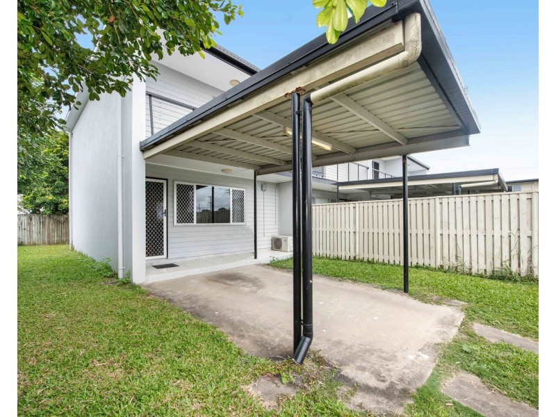 1/5 Scott Street, South Mackay QLD 4740