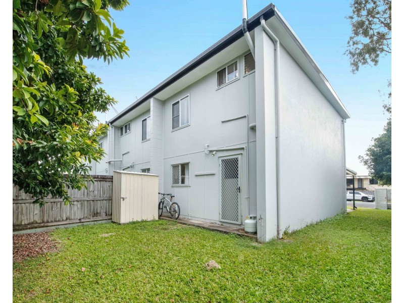 1/5 Scott Street, South Mackay QLD 4740