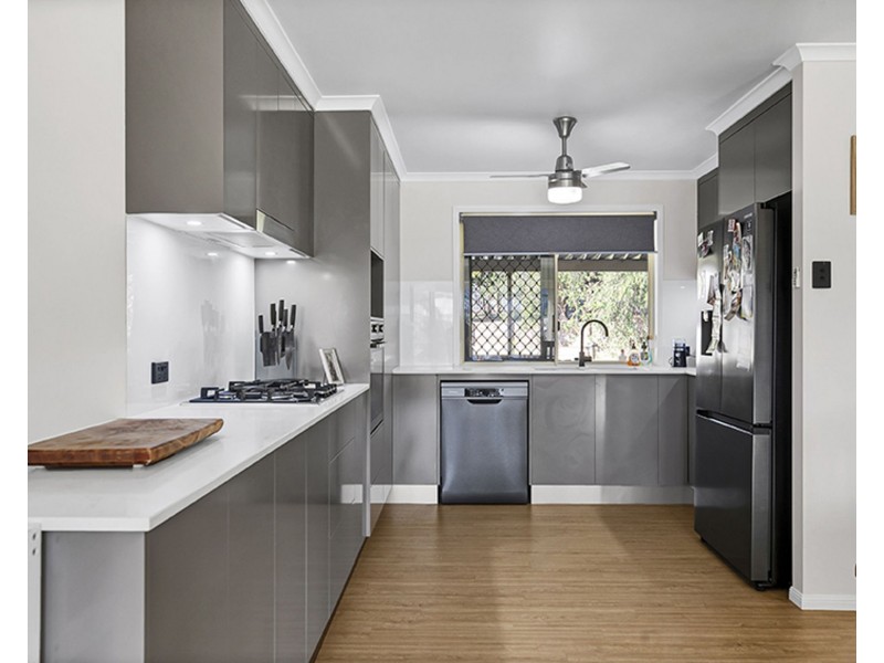 28 Barber Drive, Eimeo QLD 4740