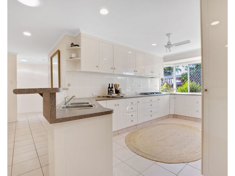 7 Dundee Court, Beaconsfield QLD 4740
