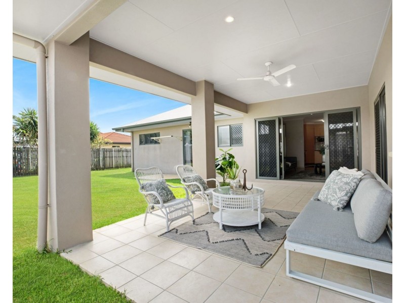 16 Lois Street, Mount Pleasant QLD 4740